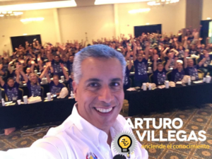 arturo-villegas-conferencia-ser-feliz-sirviendo-a-los-demas-6237